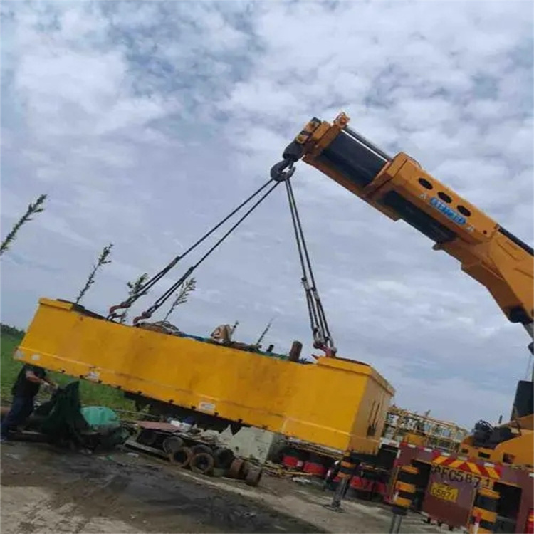 江州吊车吊集装箱需要多少钱